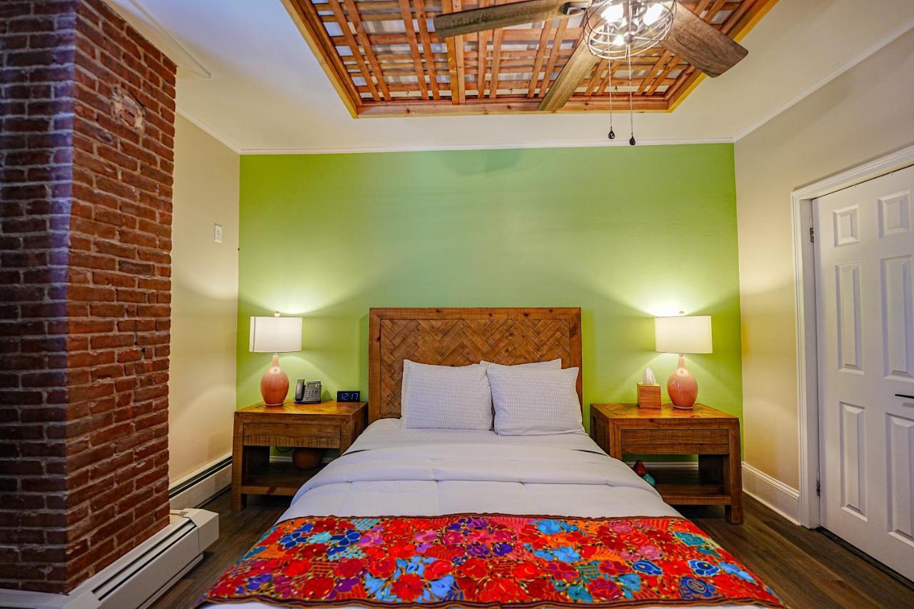La Posada มิลฟอร์ด ภายนอก รูปภาพ